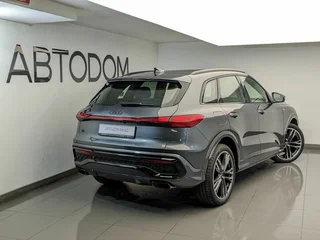 2026 Audi Q5 45 TFSI III (GU), серый, 8880000 рублей, вид 4