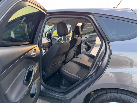 2018 Ford Focus III Рестайлинг, серый, 1520000 рублей - вид 17