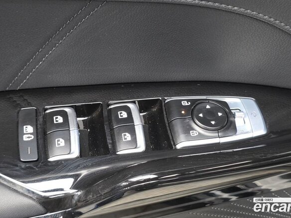 2025 Kia K5 LPi III Рестайлинг, чёрный, 3470000 рублей - вид 34