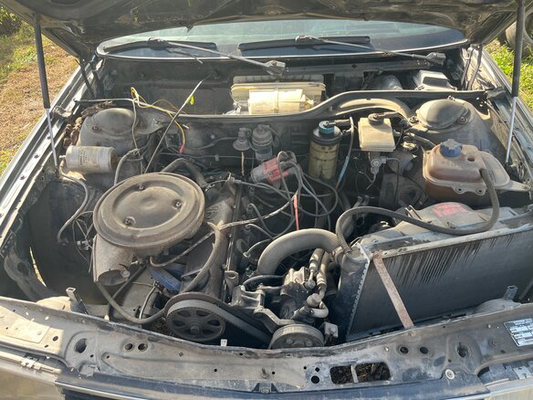 1988 Audi 100 III (C3) Рестайлинг, серый, 120000 рублей - вид 5