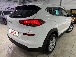 2020 Hyundai Tucson III Рестайлинг, белый, 2700000 рублей, вид 4