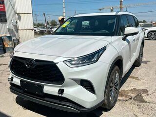 2026 Toyota Highlander IV (XU70), белый, 5499000 рублей, вид 2