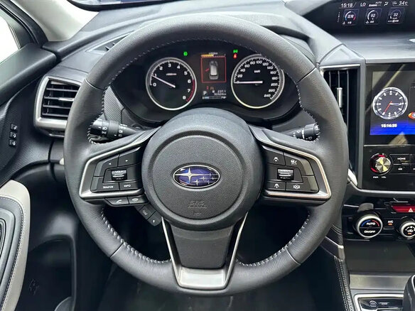 2022 Subaru Forester V Рестайлинг, чёрный, 2750000 рублей - вид 10