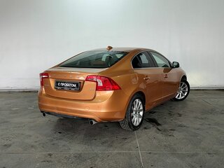 2013 Volvo S60 II Рестайлинг, оранжевый, 1140000 рублей, вид 5