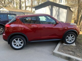 2011 Nissan Juke I, красный, 950000 рублей, вид 2