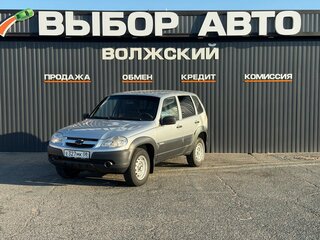 2018 Chevrolet Niva I Рестайлинг, серебристый, 750000 рублей, вид 1