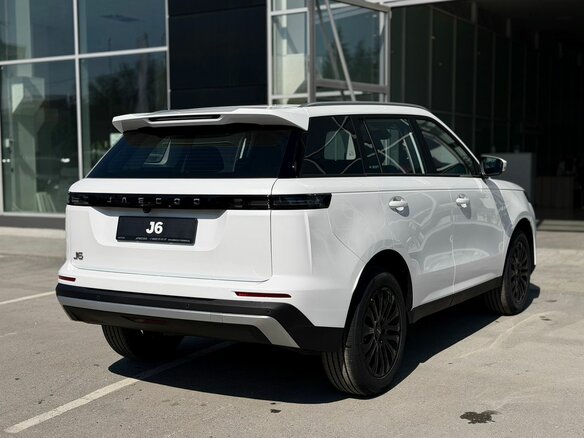 2026 Jaecoo J6, белый - вид 3