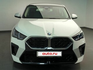 2024 BMW X2 sDrive25i II (U10), белый, 5300000 рублей, вид 2