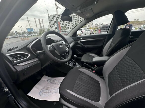 2026 Lada (ВАЗ) Vesta SW I Рестайлинг (NG), серый, 1835000 рублей - вид 5