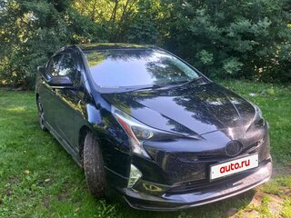 2017 Toyota Prius IV (XW50), чёрный, 1680000 рублей, вид 1