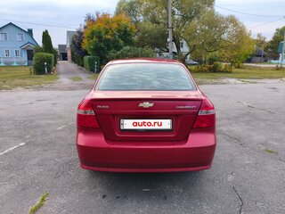 2008 Chevrolet Aveo I Рестайлинг, красный, 400000 рублей, вид 3