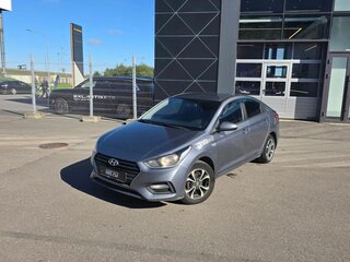 2017 Hyundai Solaris II, серый, 958000 рублей, вид 1
