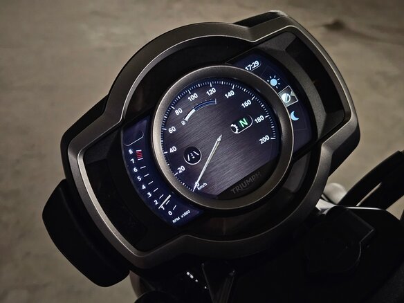 2020 Triumph Scrambler, зелёный, 1153134 рублей - вид 12