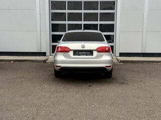 2014 Volkswagen Jetta VI, серебристый, 900000 рублей, вид 4