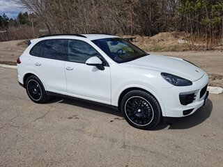 2015 Porsche Cayenne Diesel II Рестайлинг (958), белый, 3600000 рублей, вид 3