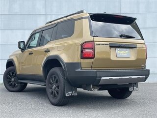 2024 Toyota Land Cruiser Prado 250 Series, бежевый, 7200203 рублей, вид 4