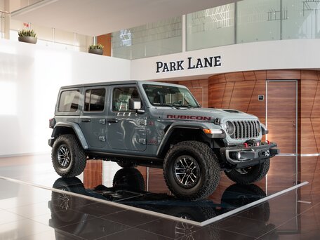 2026 Jeep Wrangler IV (JL) Рестайлинг, серый, 9280000 рублей, вид 1