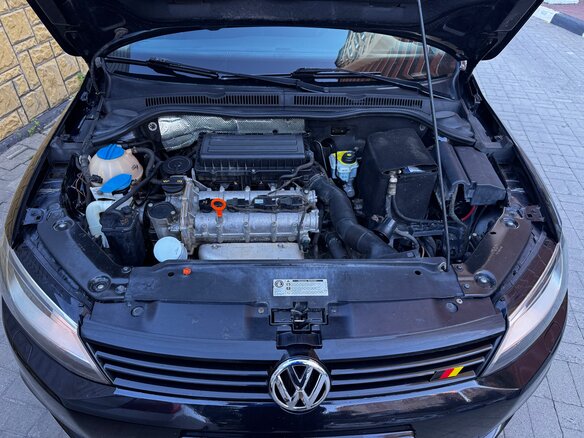 2013 Volkswagen Jetta VI, чёрный - вид 15