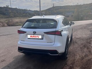 2017 Lexus NX 200 I Рестайлинг, белый, 3000000 рублей, вид 4
