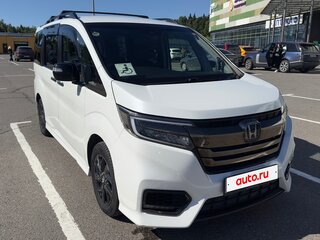 2021 Honda Stepwgn Spada V Рестайлинг, белый, 3000000 рублей, вид 1