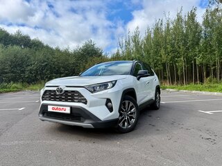 2019 Toyota RAV4 V (XA50), белый, 2750000 рублей, вид 1