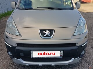 2010 Peugeot Partner II, бежевый, 560000 рублей, вид 2