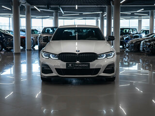 2020 BMW 3 серии 320i xDrive VII (G2x), белый, 4230000 рублей, вид 3