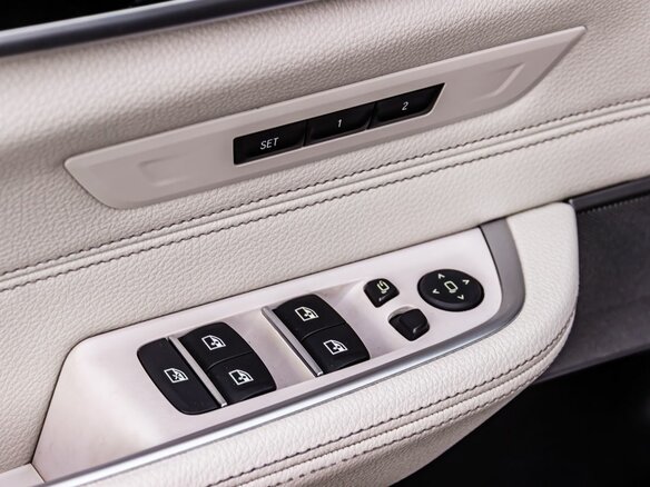 2020 BMW 6 серии Gran Turismo 630d xDrive IV (G32) Рестайлинг, чёрный, 5879900 рублей - вид 21