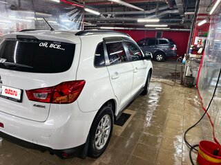 2014 Mitsubishi ASX I Рестайлинг, белый, 1000000 рублей, вид 3