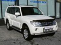 2014 Mitsubishi Pajero IV Рестайлинг 1, белый, 2075000 рублей - вид 6