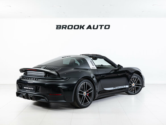 2025 Porsche 911 4 GTS VIII (992) Рестайлинг, чёрный - вид 10