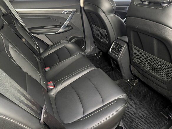 2024 Geely Atlas Pro, серебристый, 2179000 рублей - вид 22