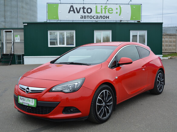 2012 Opel Astra GTC J Рестайлинг, красный