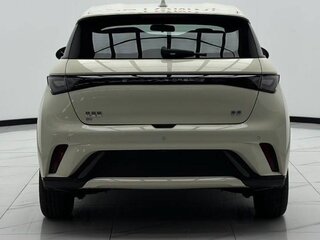 2025 BYD Dolphin 45.12 kWh I Рестайлинг, жёлтый, 2090000 рублей, вид 4