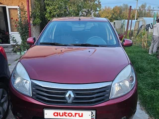 2013 Renault Sandero I, красный, 550000 рублей, вид 1