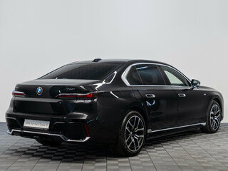 2025 BMW 7 серии 740i xDrive VII (G70), чёрный, 12990000 рублей, вид 2