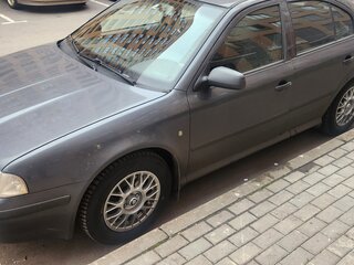 2009 Skoda Octavia I (A4) Рестайлинг, серый, 750000 рублей, вид 1