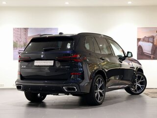 2025 BMW X5 Long 30Li IV (G05/G18) Рестайлинг, чёрный, 9400000 рублей, вид 5