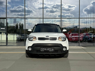 2017 Kia Soul II Рестайлинг, белый, 1290000 рублей, вид 4