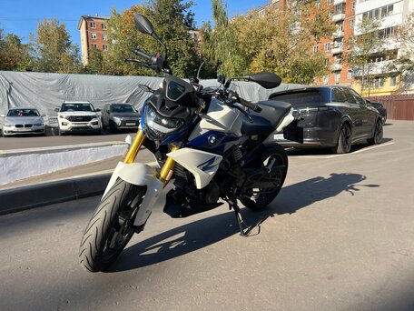 2021 BMW G 310 R, белый, 419000 рублей, вид 3