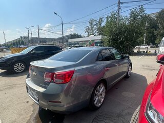 2012 Chevrolet Malibu VIII, серый, 850000 рублей, вид 3