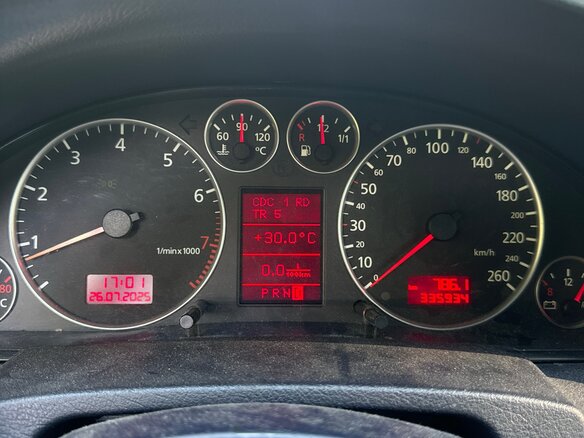 2002 Audi A6 II (C5) Рестайлинг, серый, 260000 рублей - вид 12