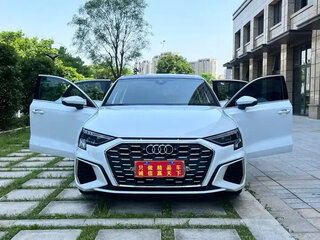 2023 Audi A3 35 TFSI Long IV (8Y), белый, 1820004 рублей, вид 3