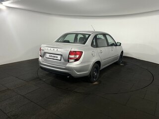 2026 Lada (ВАЗ) Granta I Рестайлинг, серебристый, 1121000 рублей, вид 5