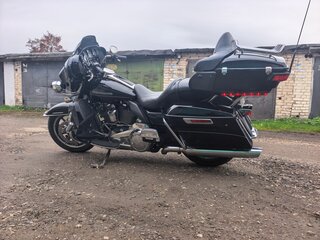 2017 Harley-Davidson Electra Glide, чёрный, 1300000 рублей, вид 2