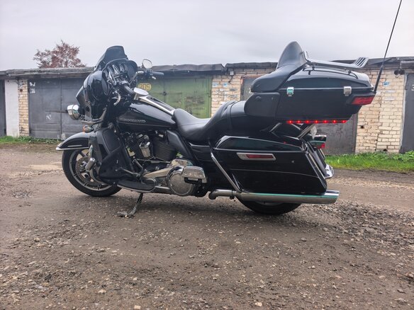 2017 Harley-Davidson Electra Glide, чёрный, 1300000 рублей - вид 1