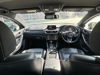 2017 Mazda Atenza III Рестайлинг, серый, 2000000 рублей, вид 2