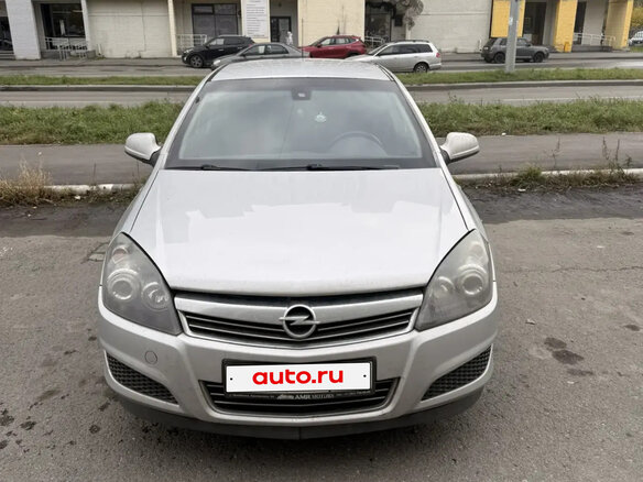 2010 Opel Astra H Рестайлинг, серебристый