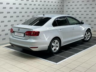 2012 Volkswagen Jetta VI, серебристый, 1081500 рублей, вид 2