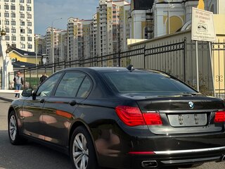 2009 BMW 7 серии 750i xDrive V (F01/F02/F04), чёрный, 1190000 рублей, вид 4